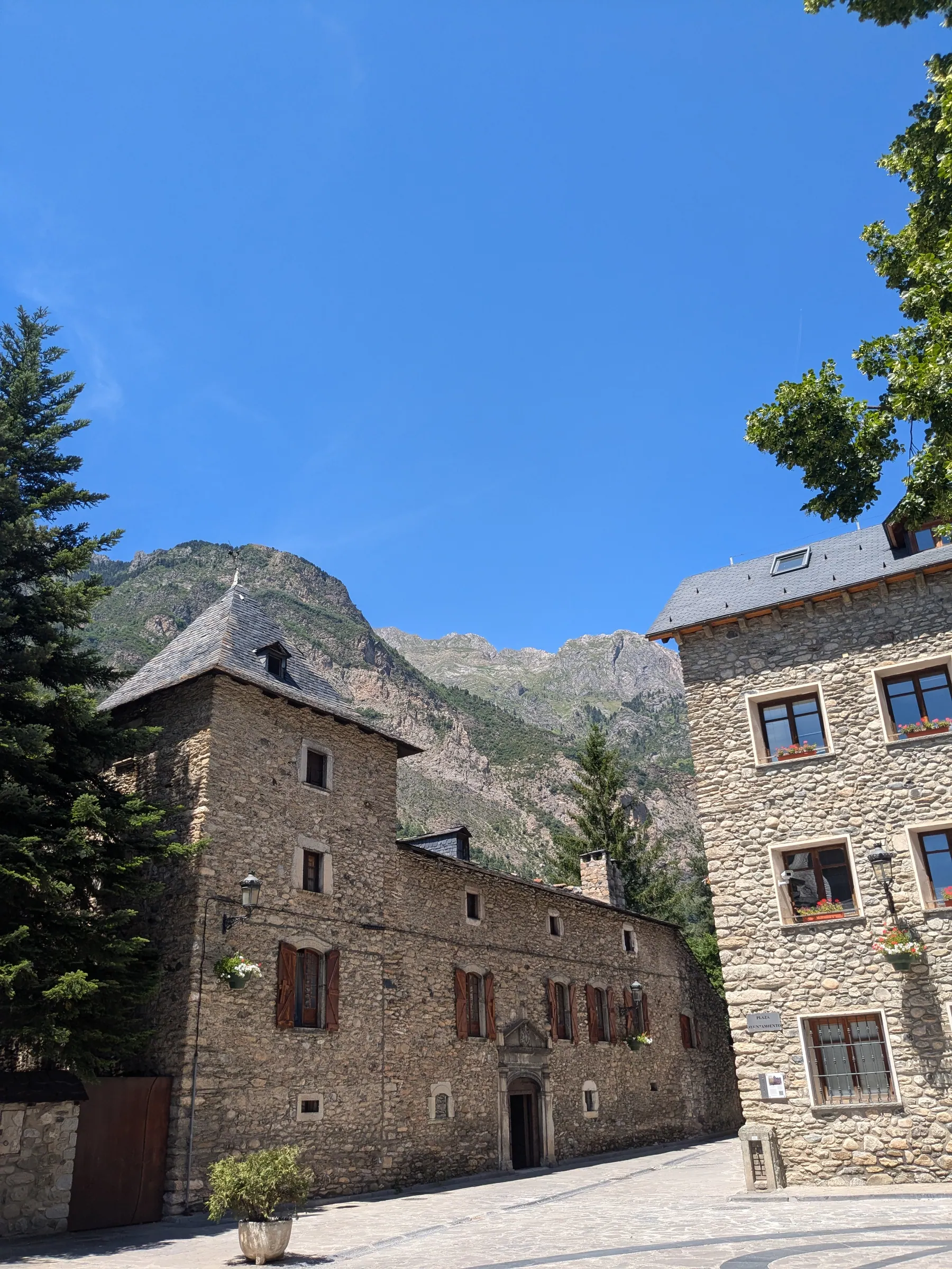 Stone houses and mountain scenery in the Benasque valley