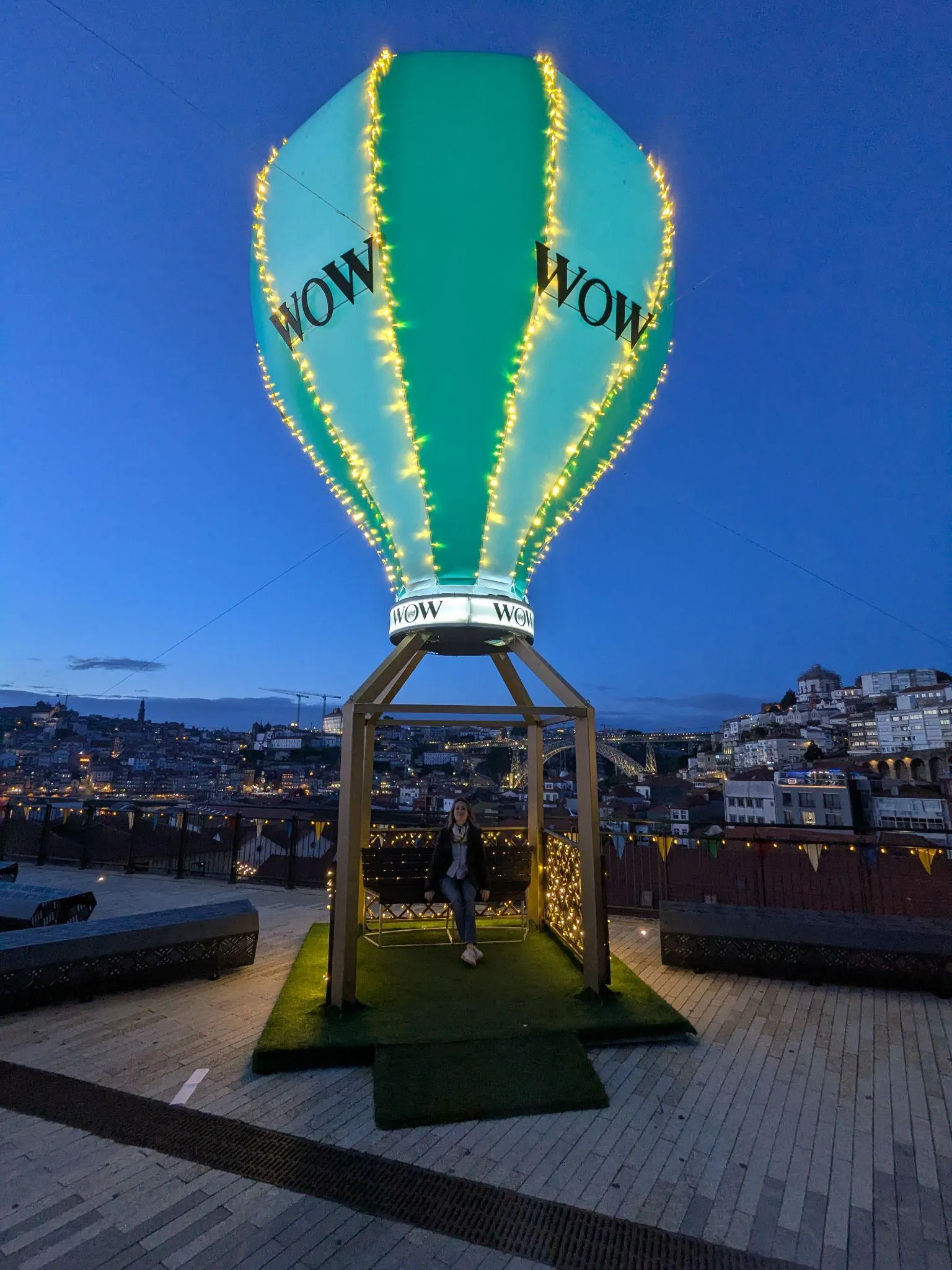 The WOW sign and balloon installation in Vila Nova de Gaia