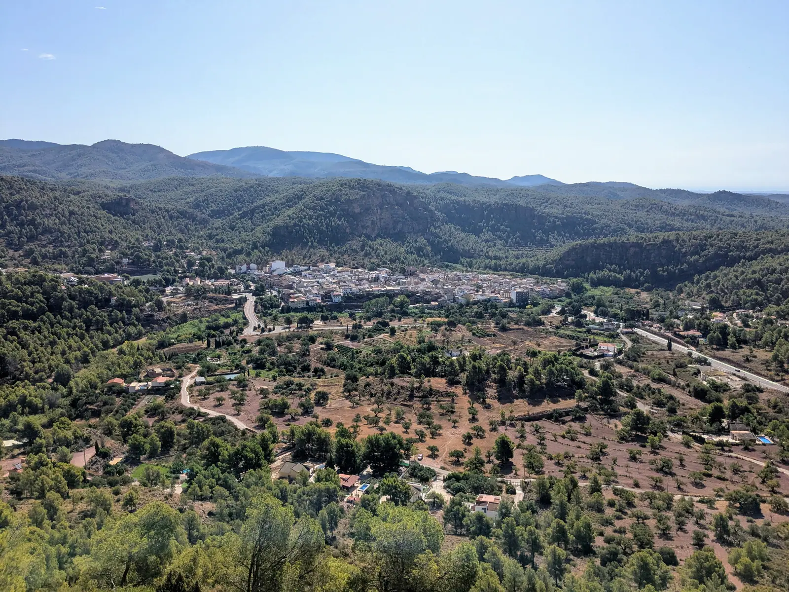 Olocau y las montañas de la Calderona vistos desde el Puntal dels Llops