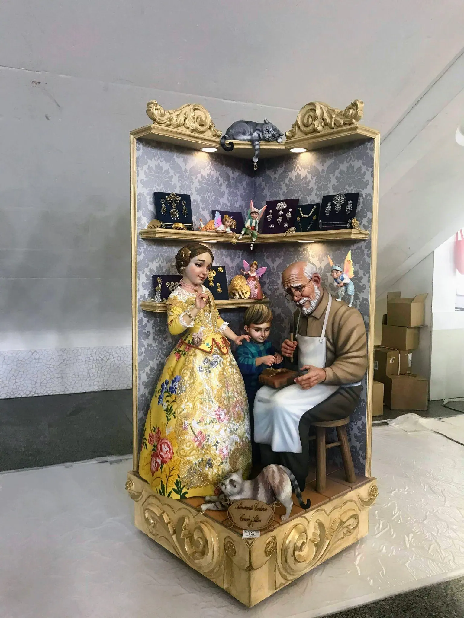 Figuras satíricas y ninots indultados en la exposición del Museo Fallero de Valencia